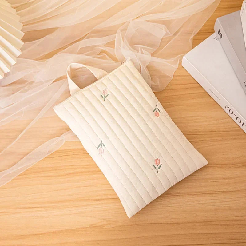 Élégant Sac à Couches Brodé en Coton - mon-sac-a-langer